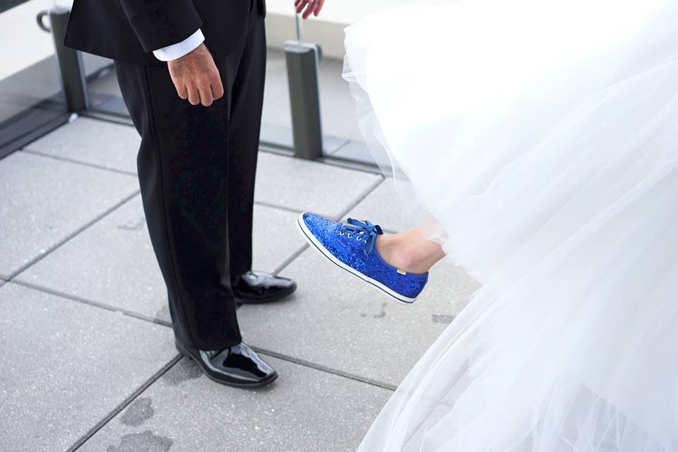 How To Accessorize Your Wedding Dress. Desktop Image