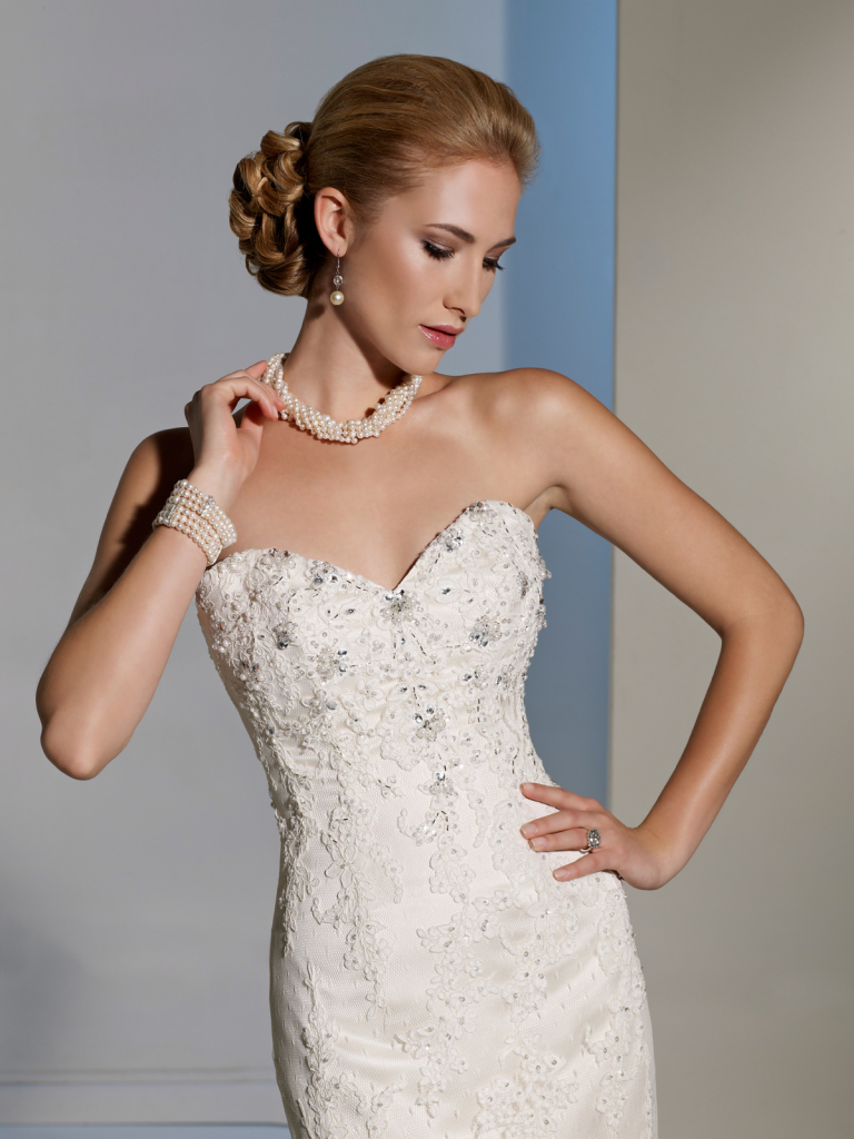Sophia Tolli Y11214