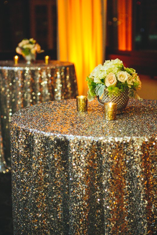 Glittering-Gold-Tablecloths