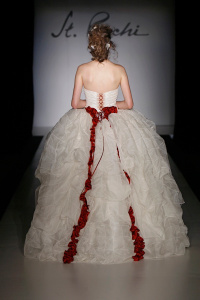 Fall 2011 Bridal Gowns. Desktop Image