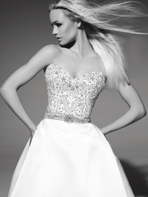 Victor Harper Trunk Show at Bella Bridal Gallery! - October 25th &amp; 26th. Desktop Image