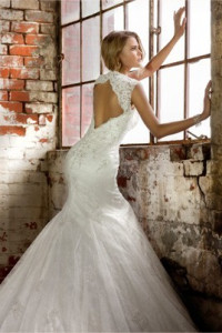 Introducing Essense of Australia Spring 2012. Desktop Image