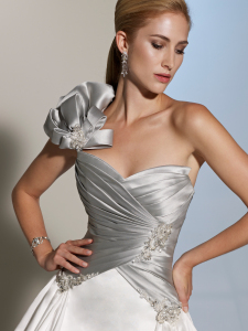 Spring 2012 Sophia Tolli Trunk Show. Desktop Image