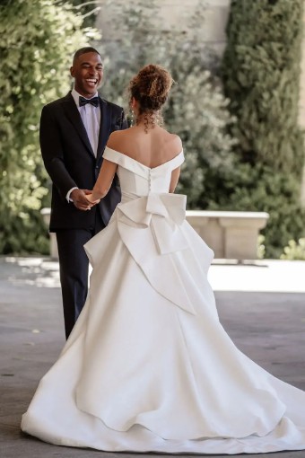 Allure Bridals Gardenia #1 Ivory thumbnail