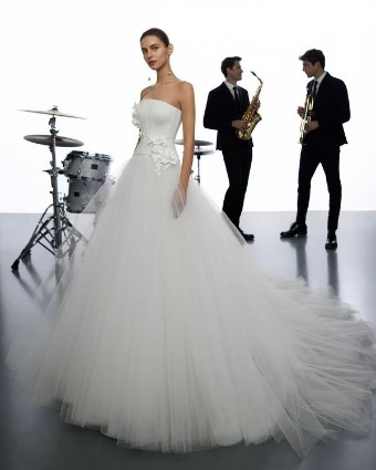 Aire Barcelona Yoana #2 thumbnail